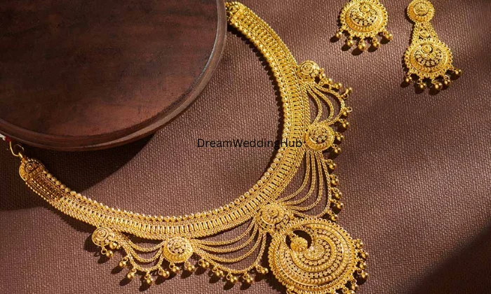 Saptsrungi Jewellers